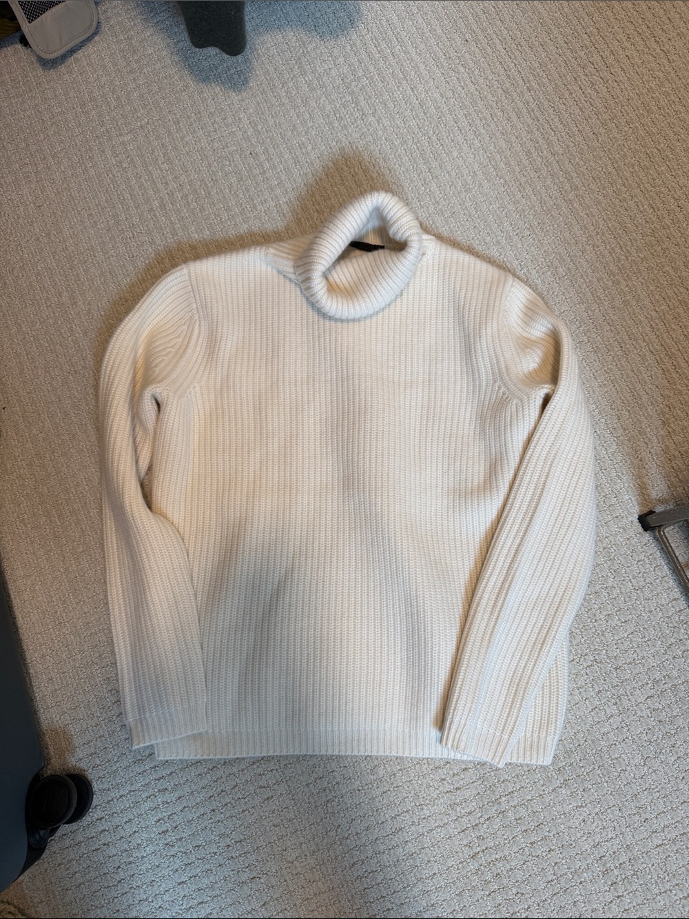 Jenni Kayne NEVER WORN Cream Ribbed Turtleneck Sweater